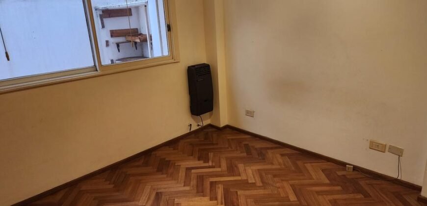 Pumacahua 30 1° B – Flores – Capital Federal