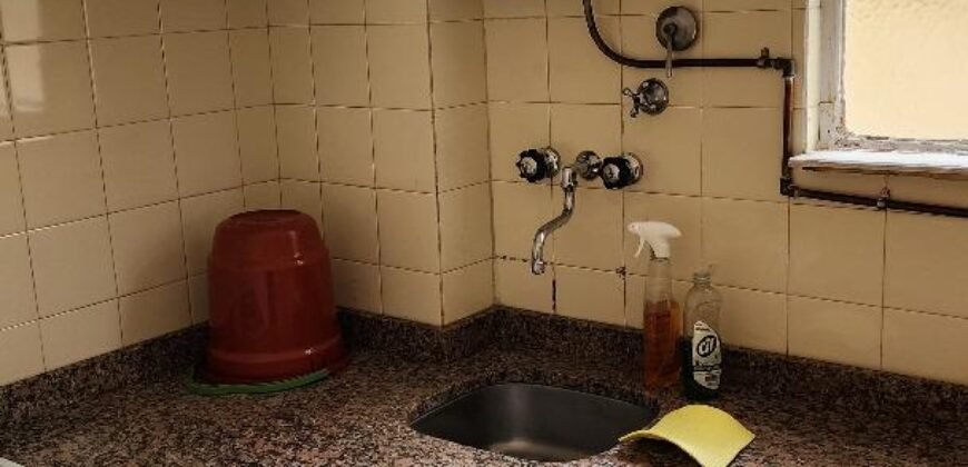 Perú 1121 6° B